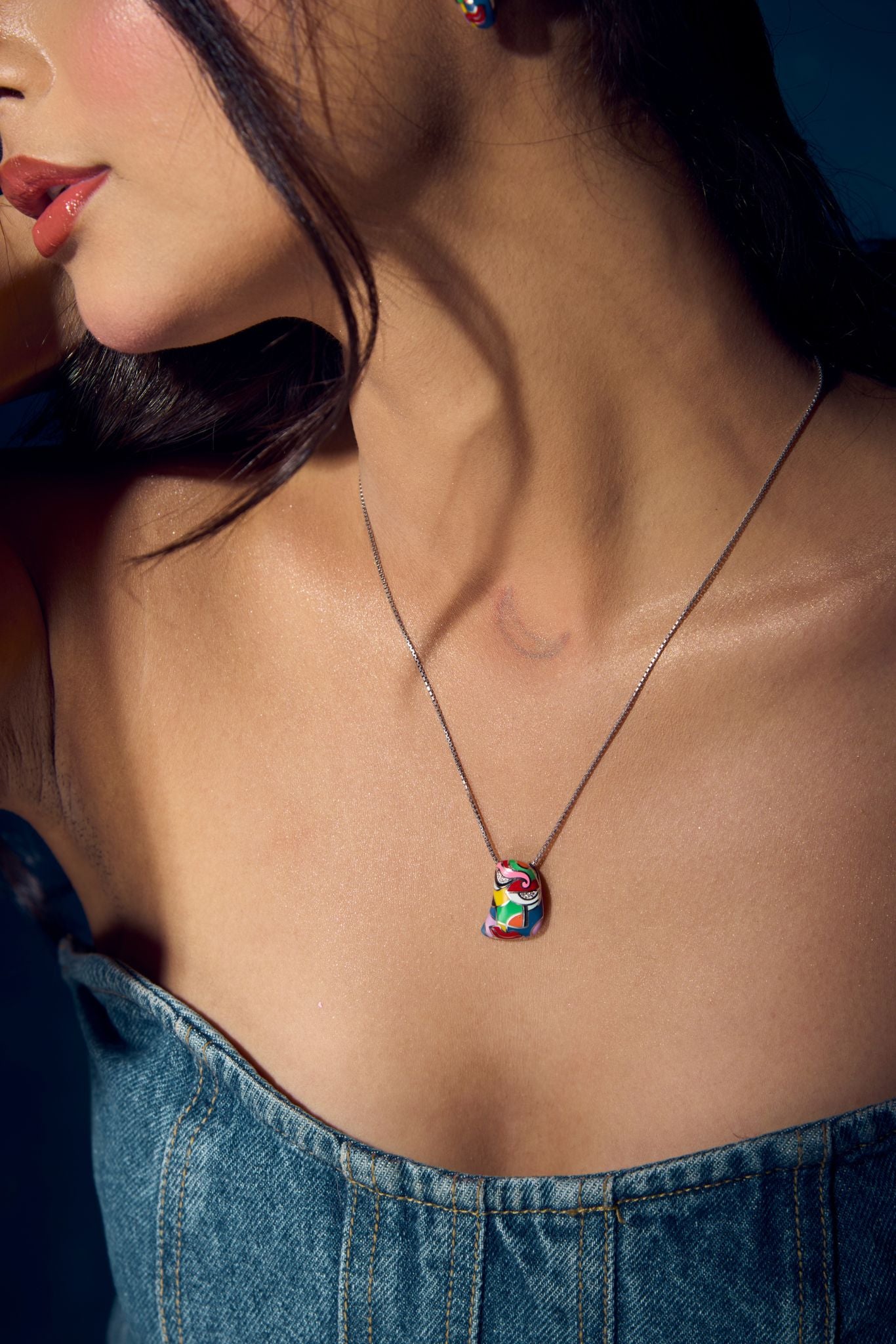 Earing with Pendent Abstract