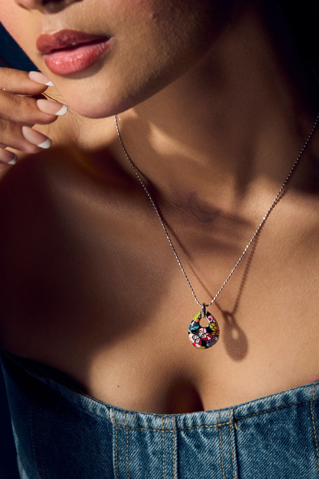Earing with Pendent Floral