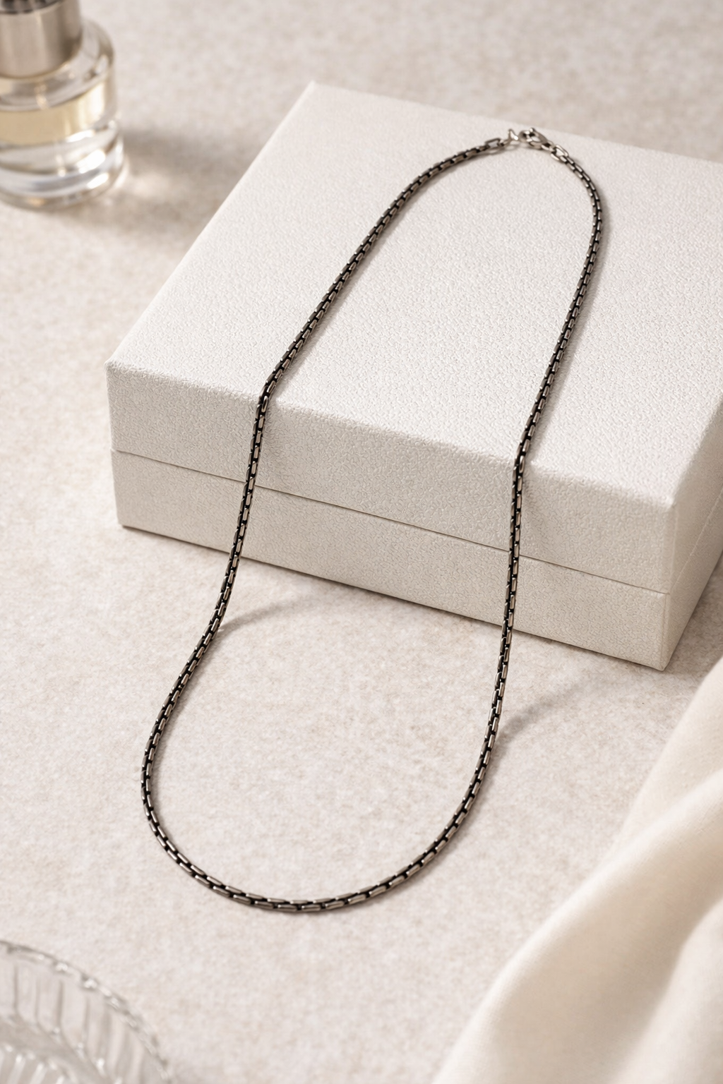 Vertex Silver Chain