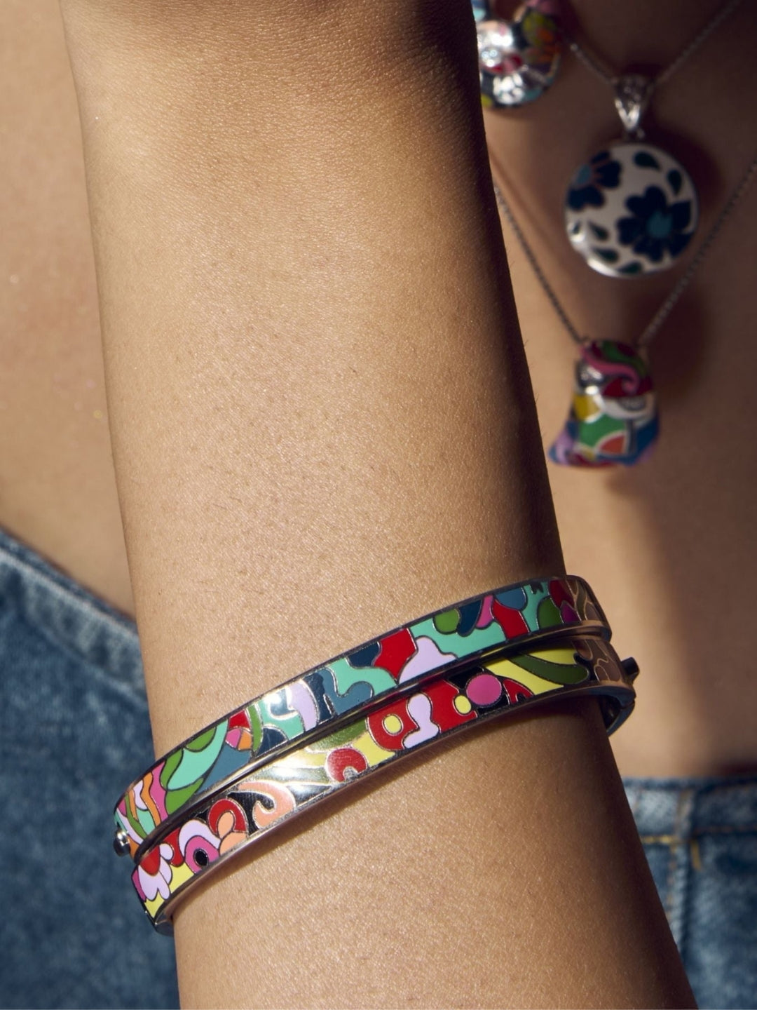 Silver Rainbow Ripple