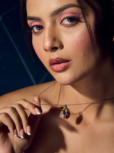 Earing with Pendent Floral